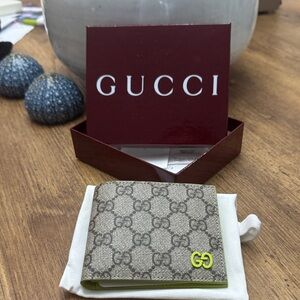 Gucci Beige and Green GG bifold wallet